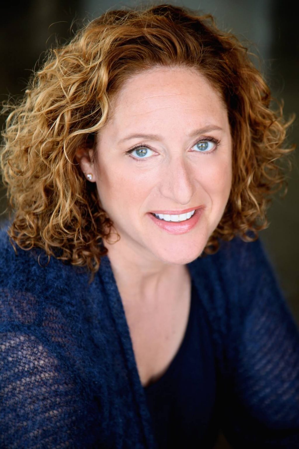 Hire Award Winning StandUp Comedian Judy Gold for Event PDA Speakers