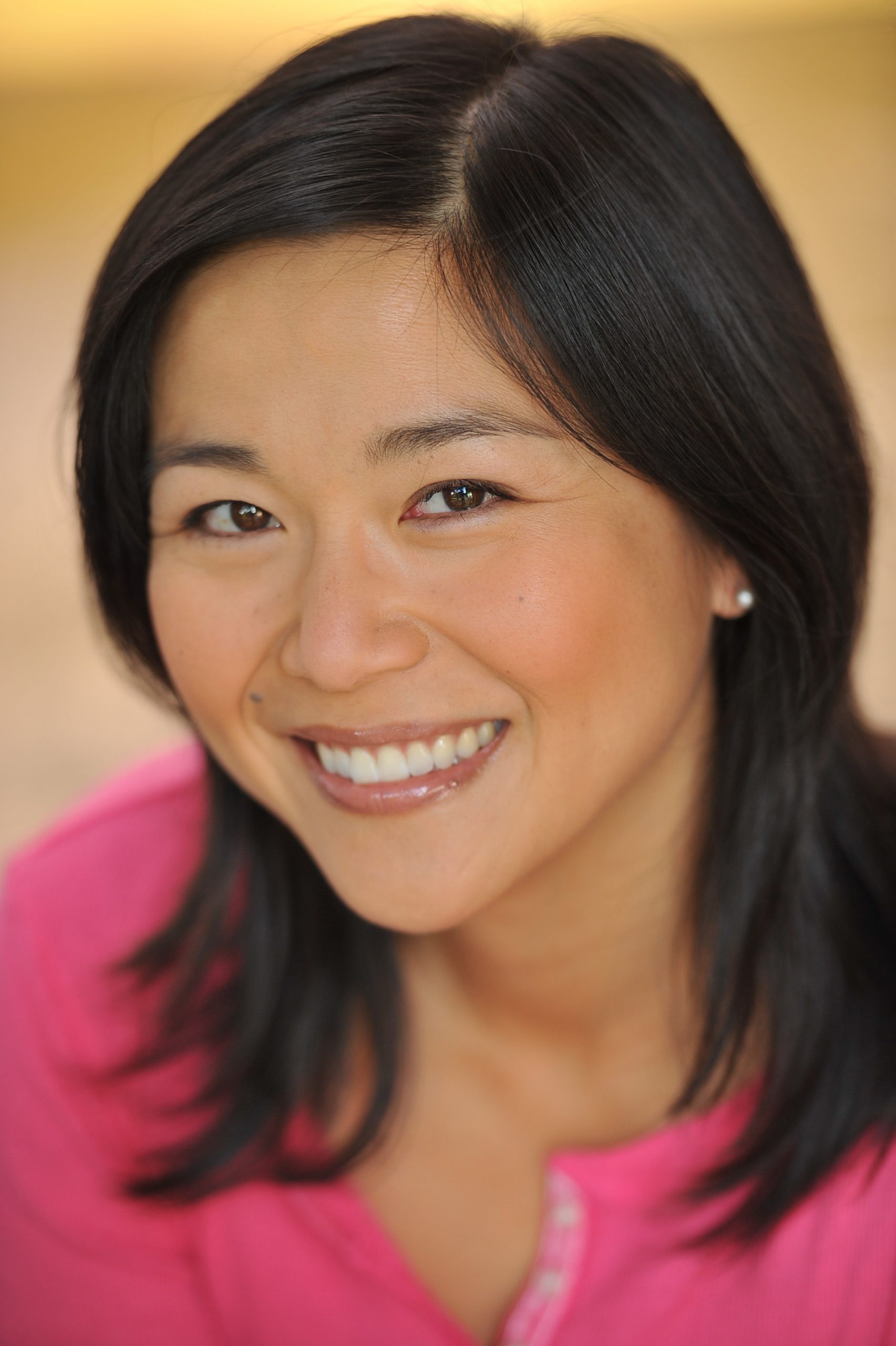 Hire Actress and Writer Lela Lee for Your Event | PDA Speakers