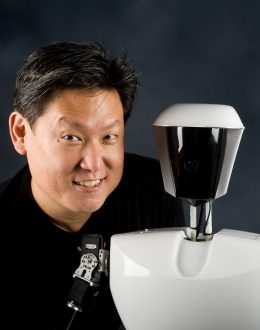 Dennis Hong