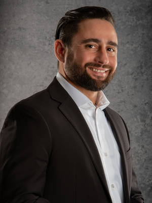 Dr. Damon Friedman