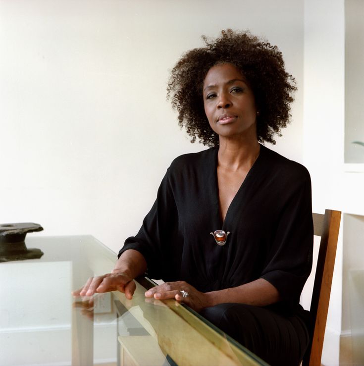 Lorna Simpson