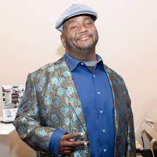 Lavell Crawford