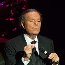 Julio Iglesias