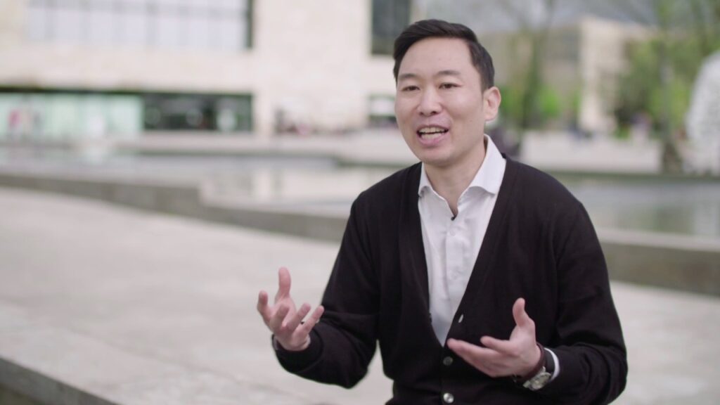 Jinsop Lee