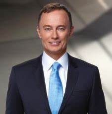 Simon Hobbs