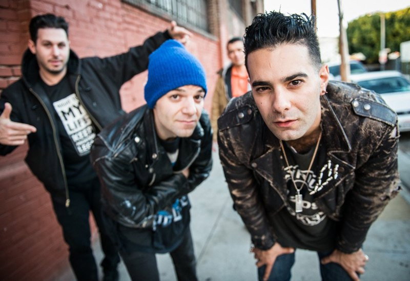 The So So Glos